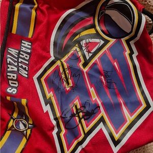 *SIGNED* Harlem Wizards Stringed Backpack!